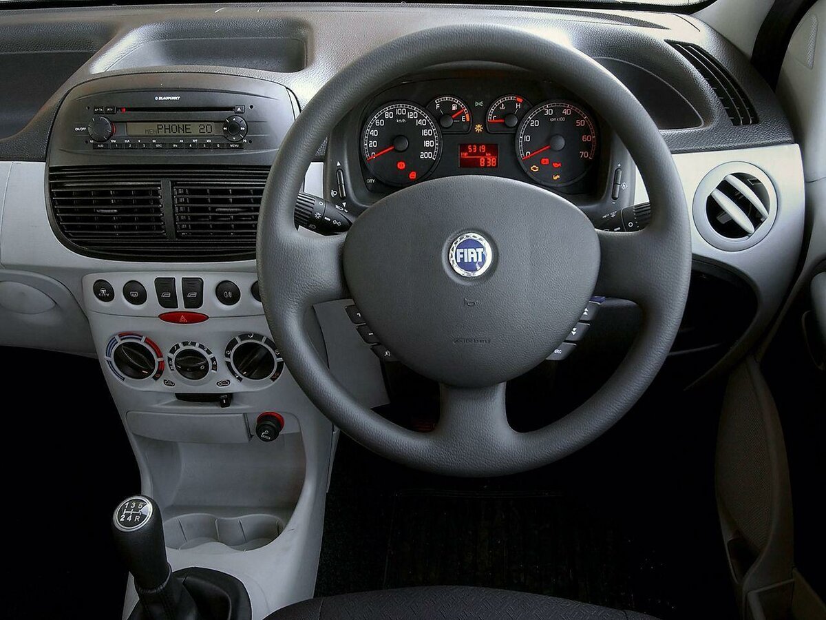 Fiat Punto II Рестайлинг Хэтчбек 5 дв. — фото 5