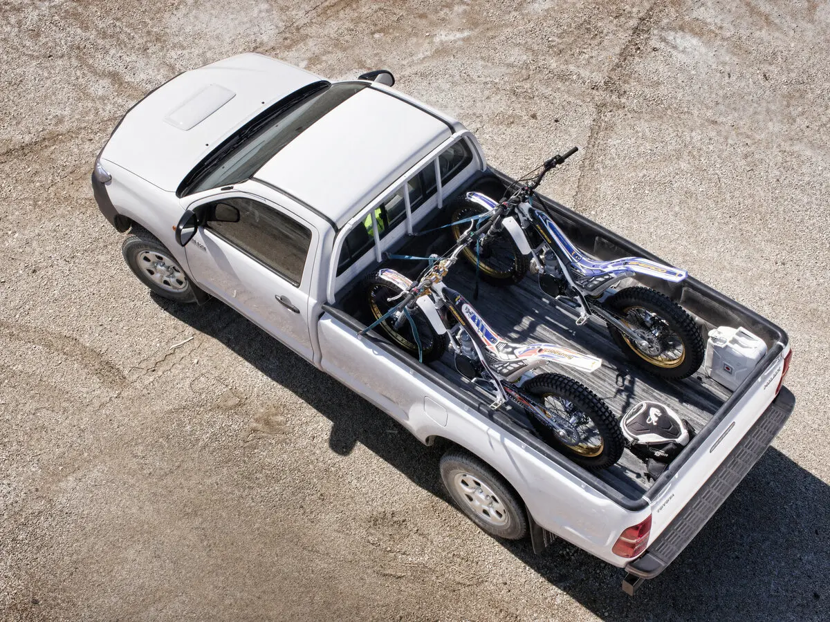 Toyota Hilux VII Рестайлинг Пикап Одинарная кабина — сүрөт 7