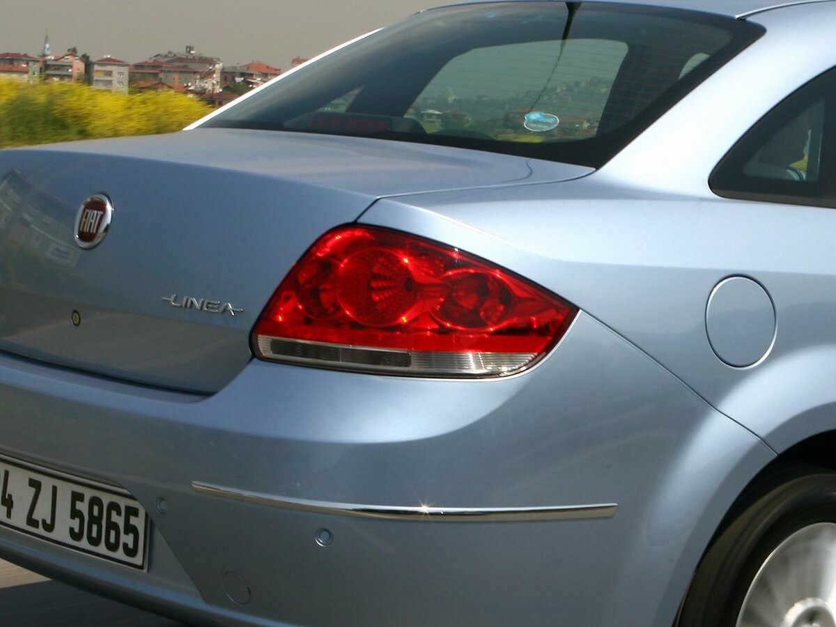 Fiat Linea 2007 – 2018 Седан — фото 13