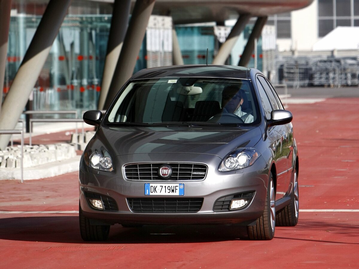 Fiat Croma II Рестайлинг Универсал 5 дв. — фото 3