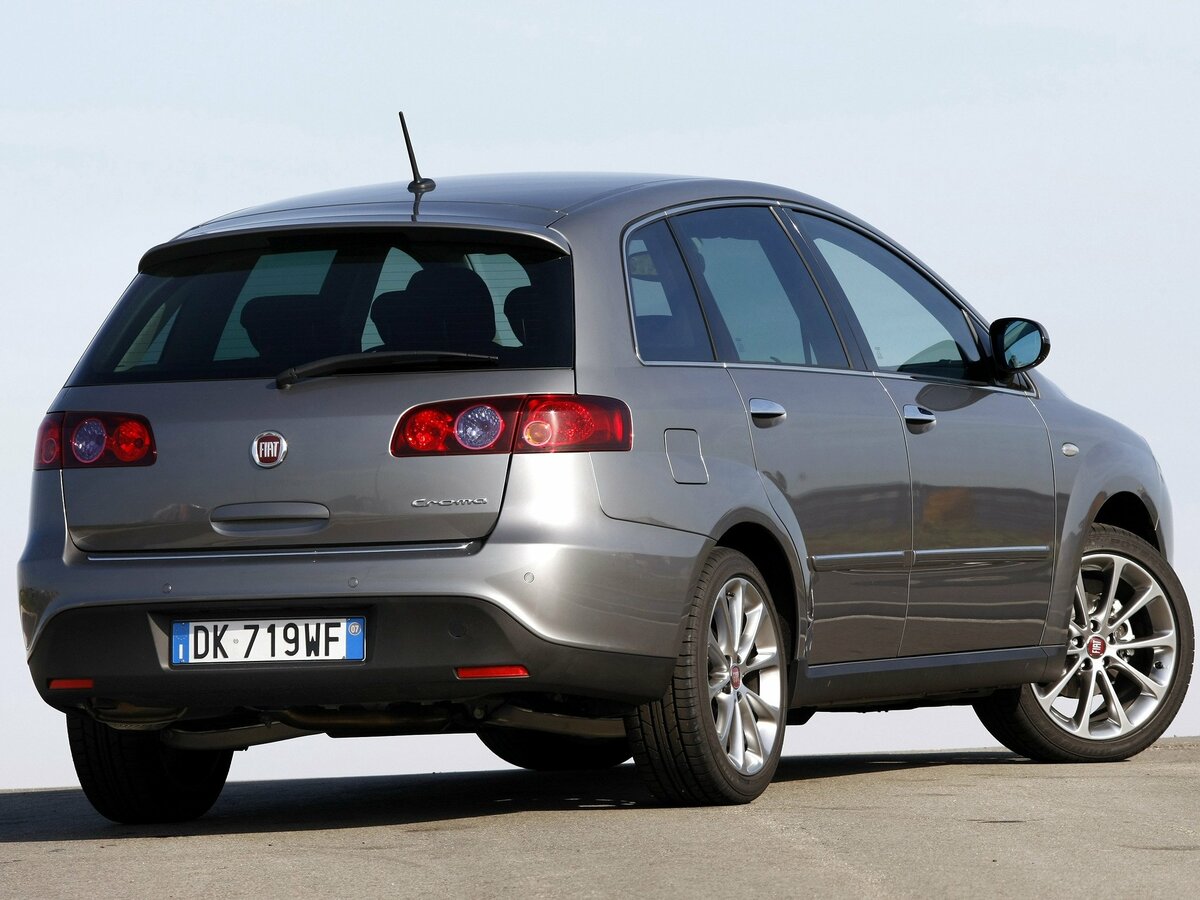 Fiat Croma II Рестайлинг Универсал 5 дв. — фото 5