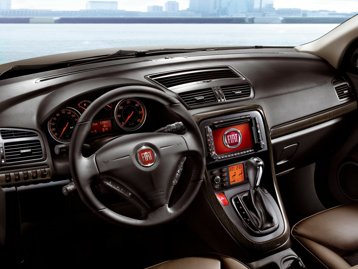 Fiat Croma II Рестайлинг Универсал 5 дв. — фото 6