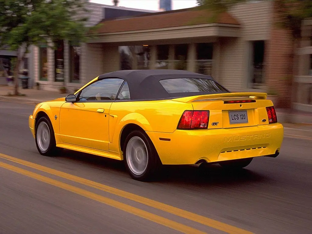 Ford Mustang IV Рестайлинг Кабриолет — сүрөт 5