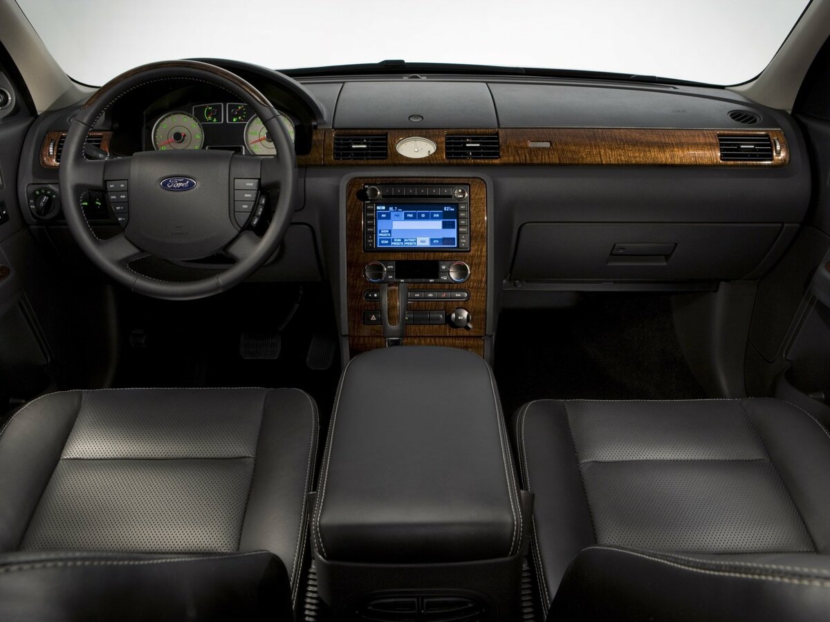 Ford Taurus V Седан