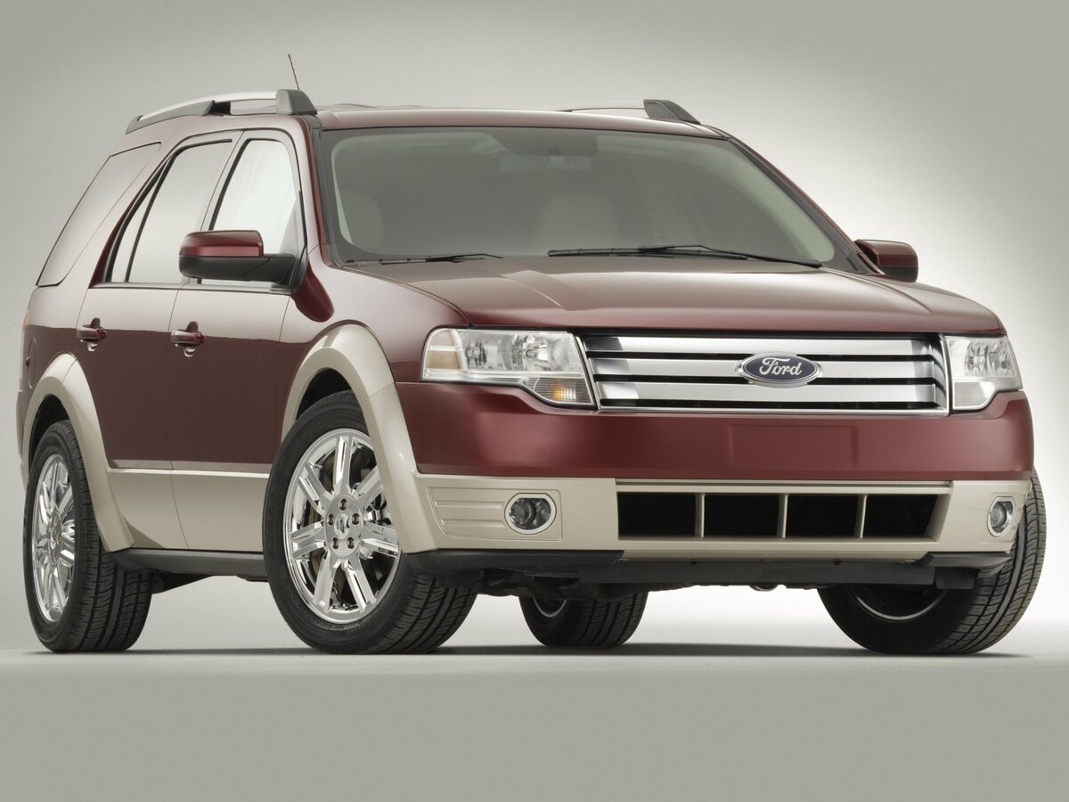 Ford Taurus X 2007 – 2009 Внедорожник 5 дв. — фото 3
