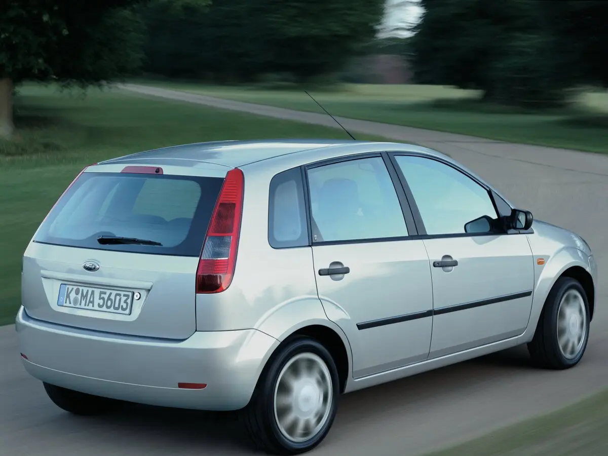 Ford Fiesta Mk5 Хэтчбек 5 дв. — сүрөт 4