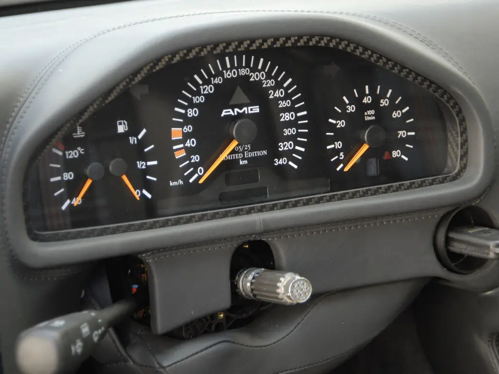 Mercedes-Benz CLK AMG GTR 1997 – 1999 Купе — сүрөт 6
