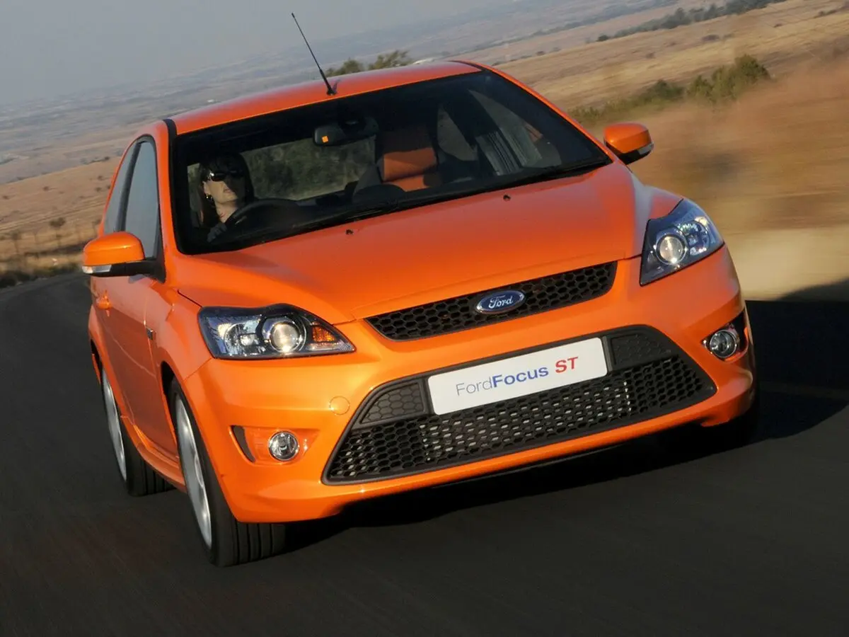 Ford Focus ST II Рестайлинг Хэтчбек 3 дв. — photo 3