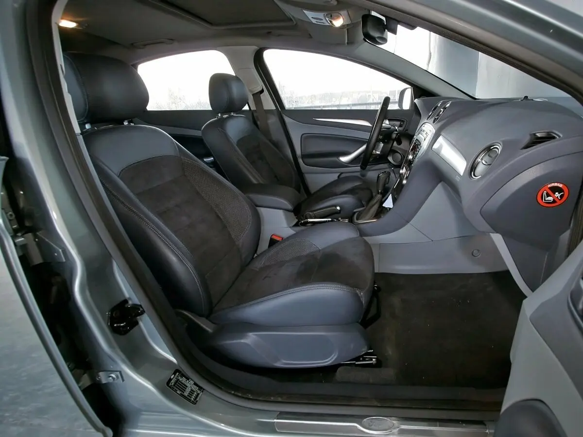 Ford Mondeo IV Лифтбек — фото 6