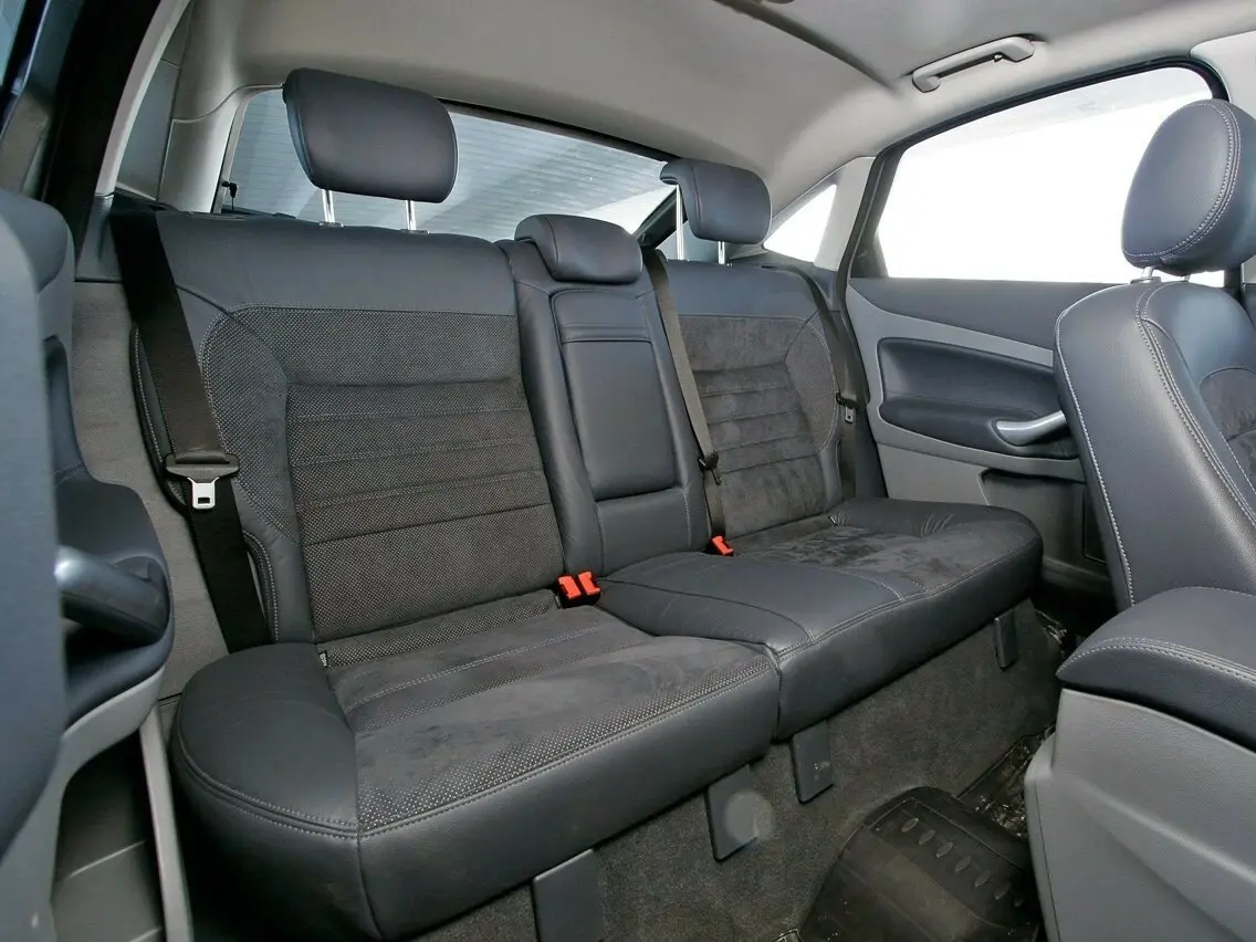 Ford Mondeo IV Лифтбек — фото 9