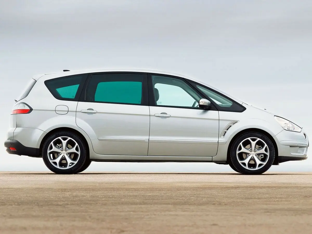 Ford S-MAX I Минивэн — photo 2