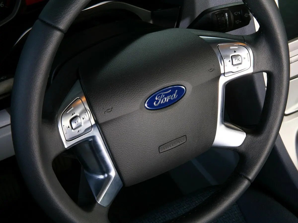 Ford S-MAX I Минивэн — photo 7
