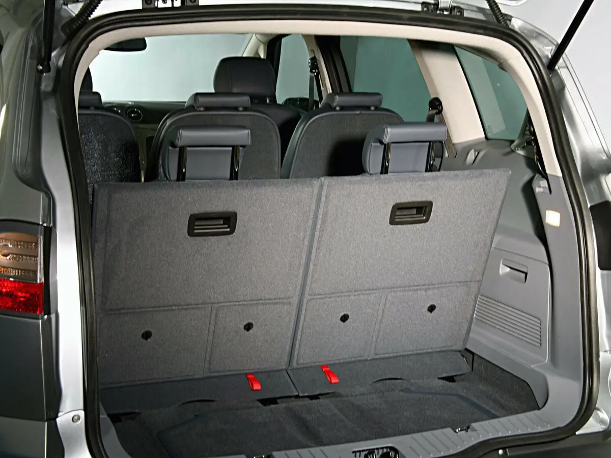 Ford S-MAX I Минивэн — photo 9