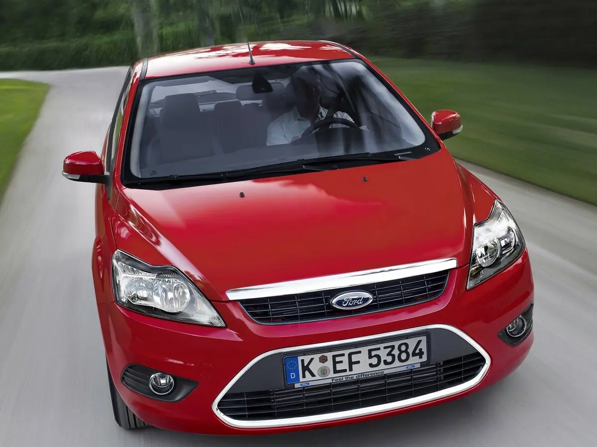 Ford Focus II Рестайлинг Хэтчбек 3 дв. — фото 3