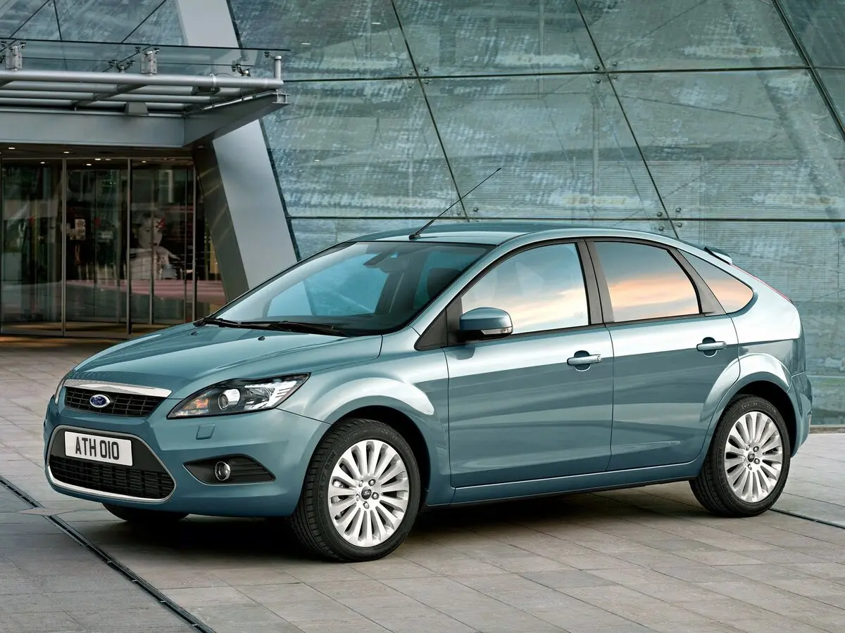 Ford Focus II Рестайлинг Хэтчбек 5 дв. — фото 2
