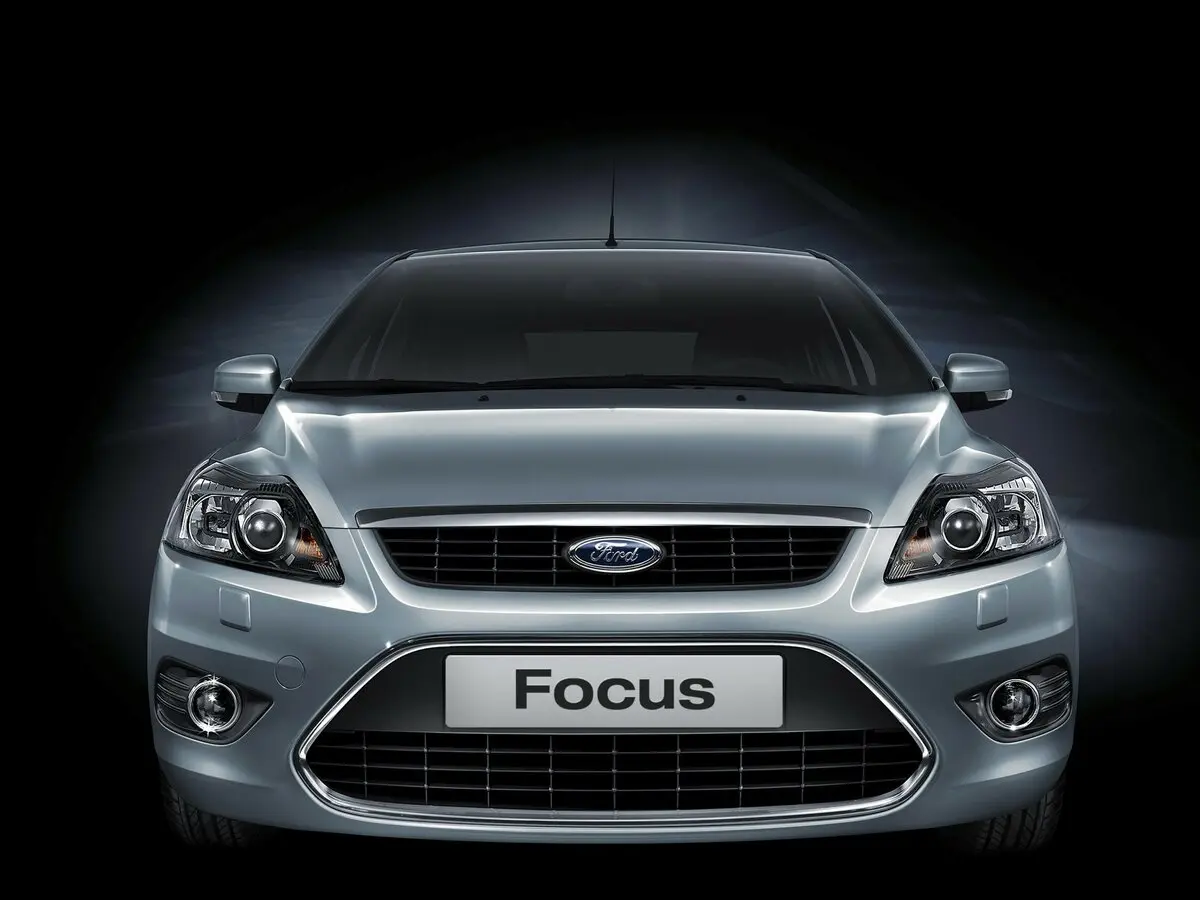 Ford Focus II Рестайлинг Хэтчбек 5 дв. — фото 3
