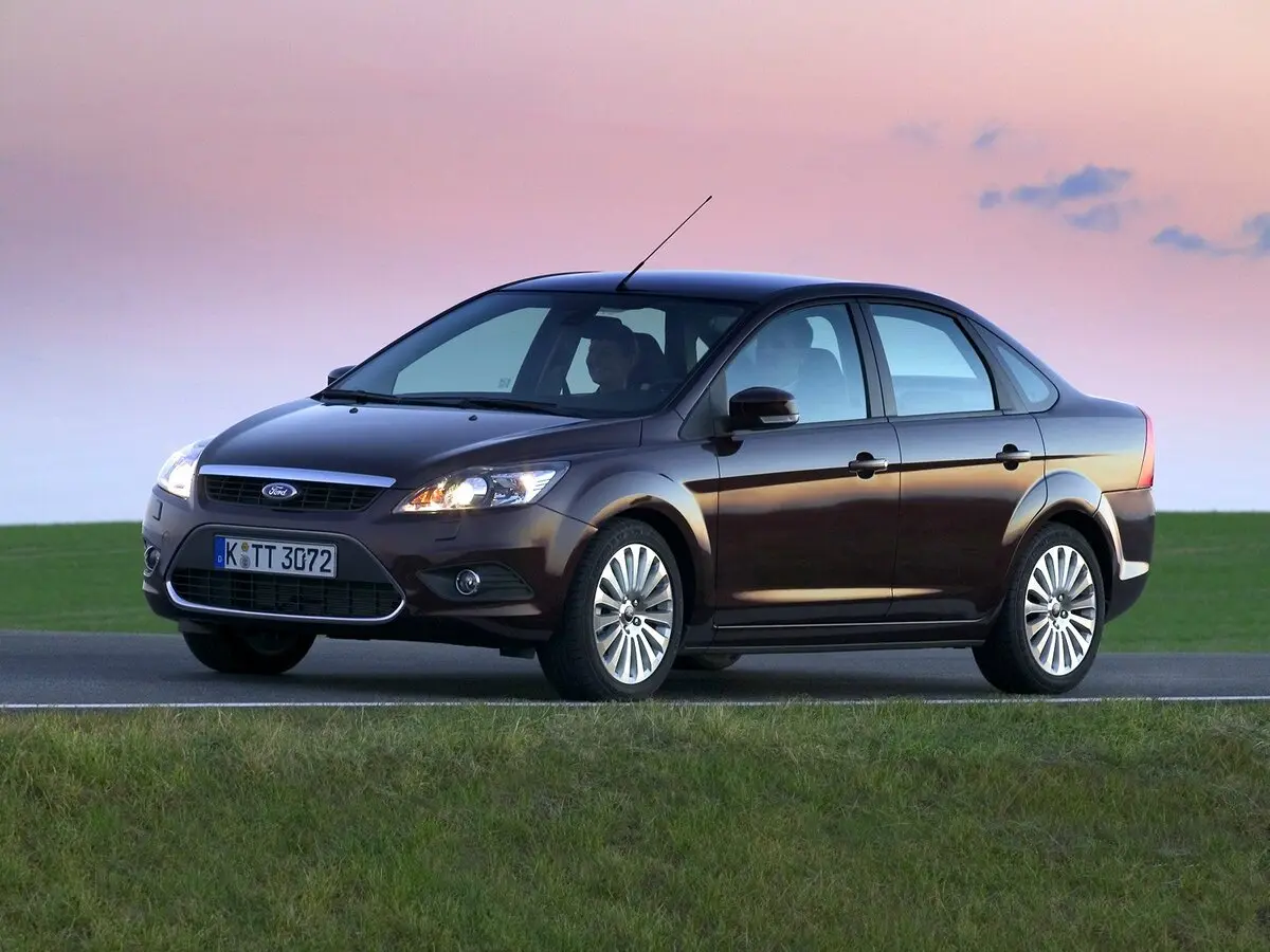 Ford Focus II Рестайлинг Седан