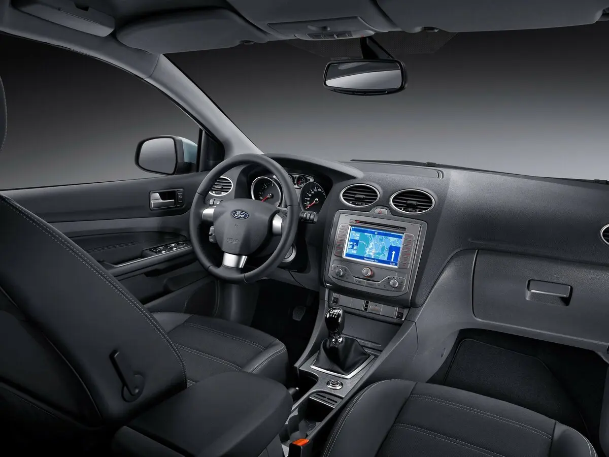 Ford Focus II Рестайлинг Универсал 5 дв. — фото 6