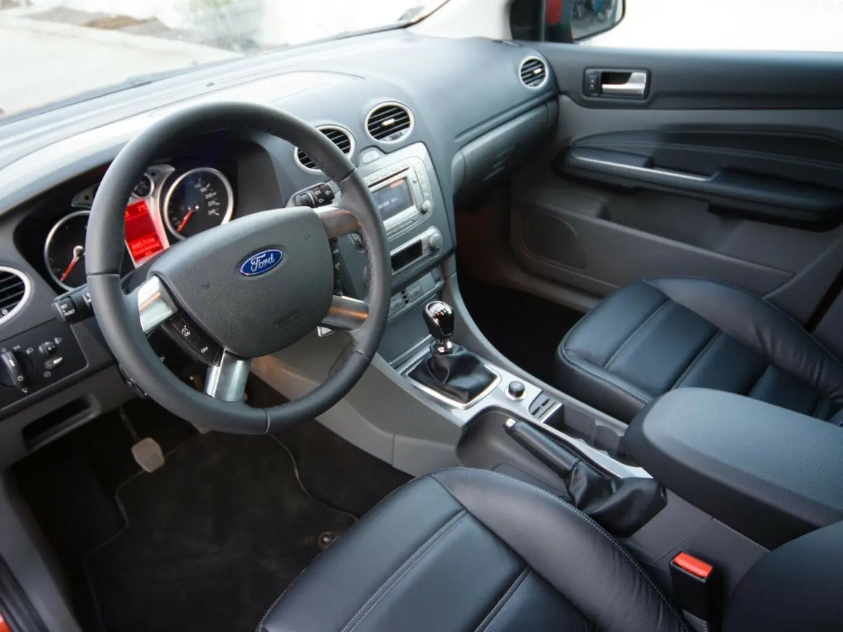Ford Focus II Рестайлинг Универсал 5 дв. — фото 7