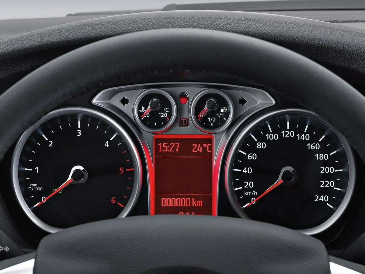 Ford Focus II Рестайлинг Универсал 5 дв. — фото 8