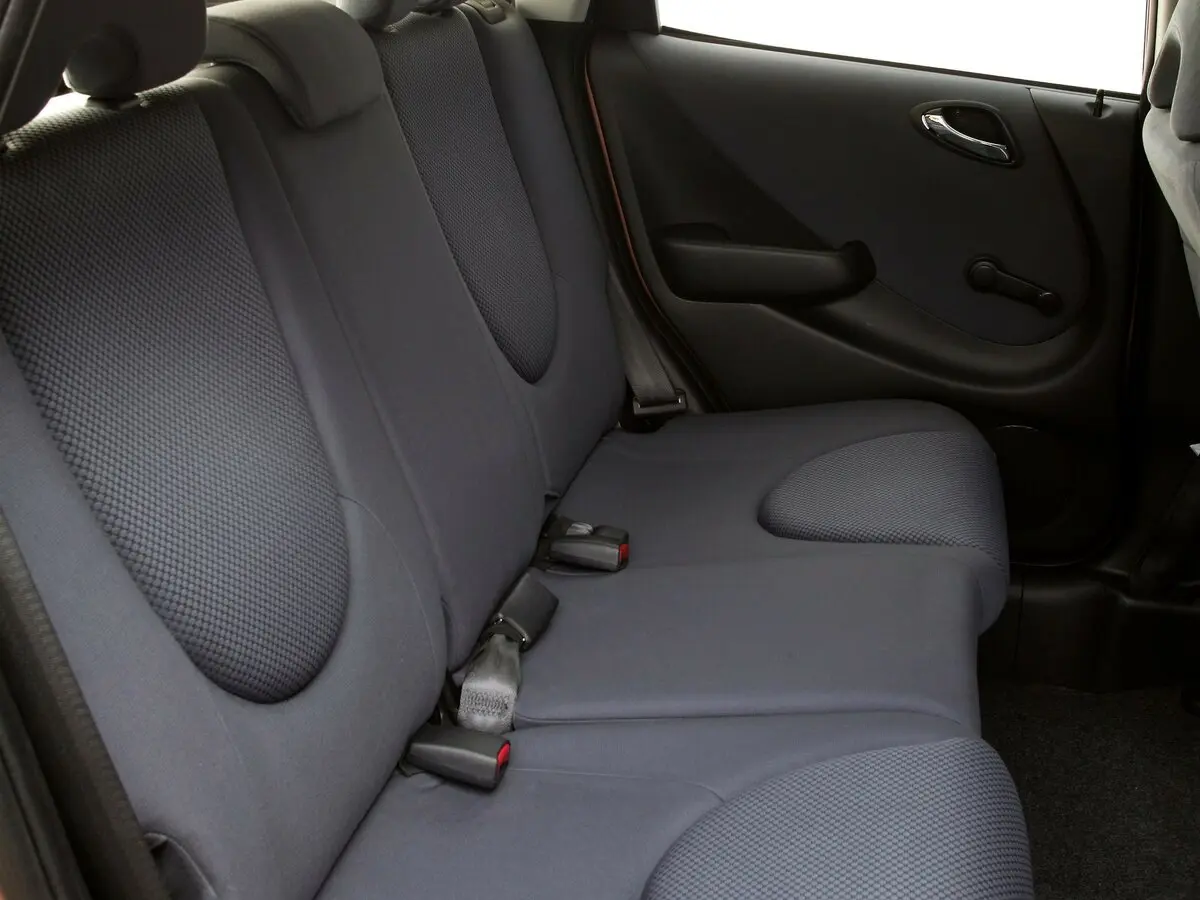 Honda Jazz I Рестайлинг Хэтчбек 5 дв. — фото 10
