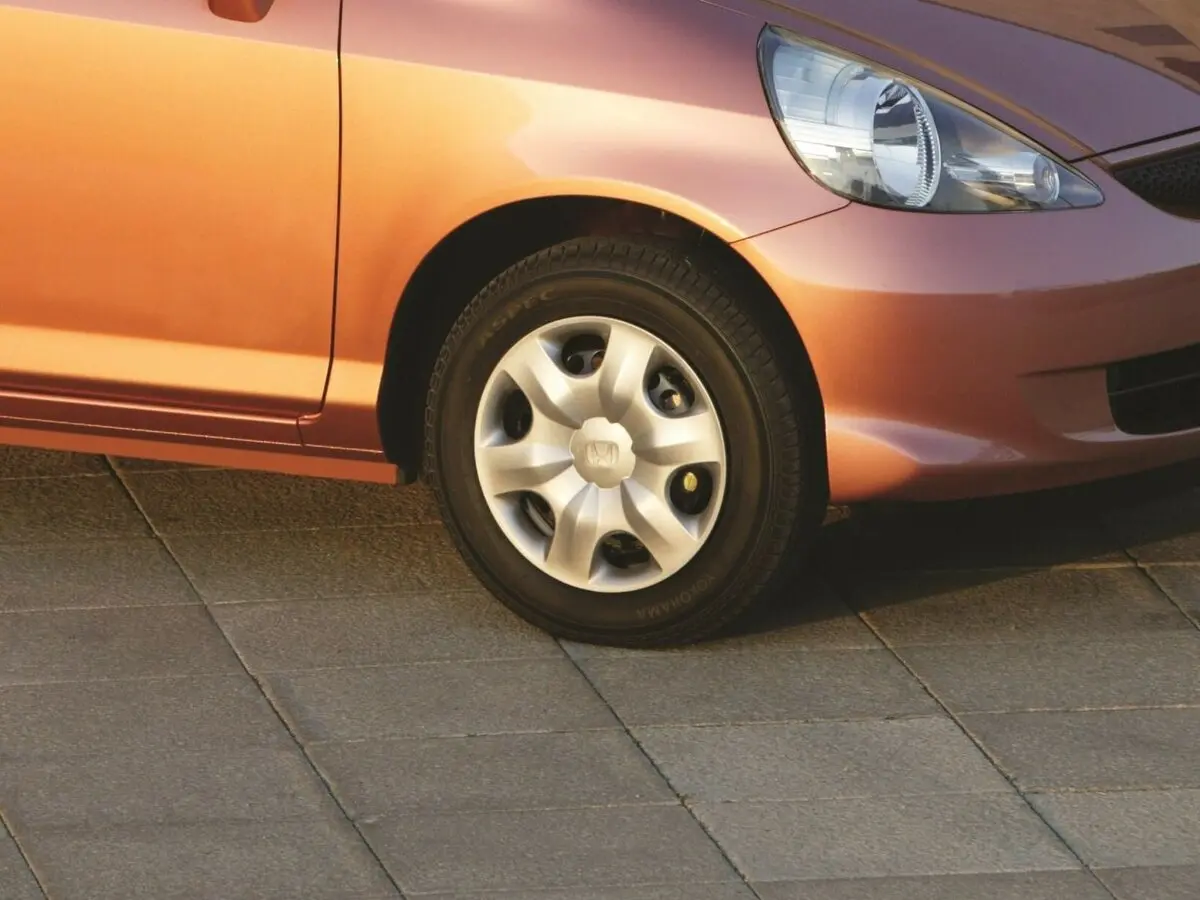 Honda Jazz I Рестайлинг Хэтчбек 5 дв. — фото 16