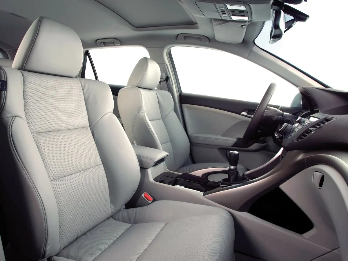 Honda Accord VIII Универсал 5 дв. — фото 8