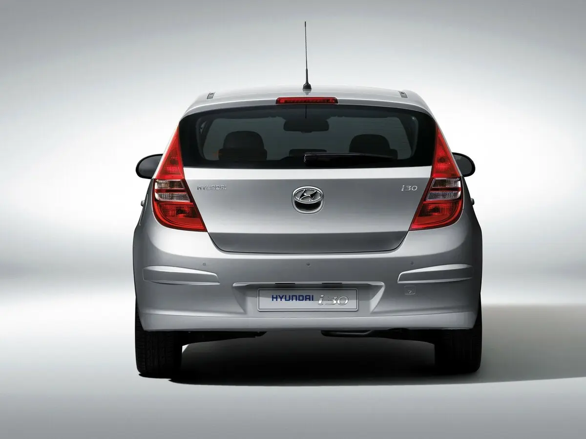 Hyundai i30 I Хэтчбек 5 дв. — фото 4