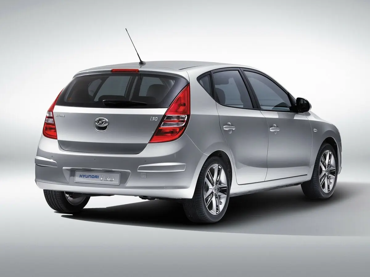 Hyundai i30 I Хэтчбек 5 дв. — фото 5