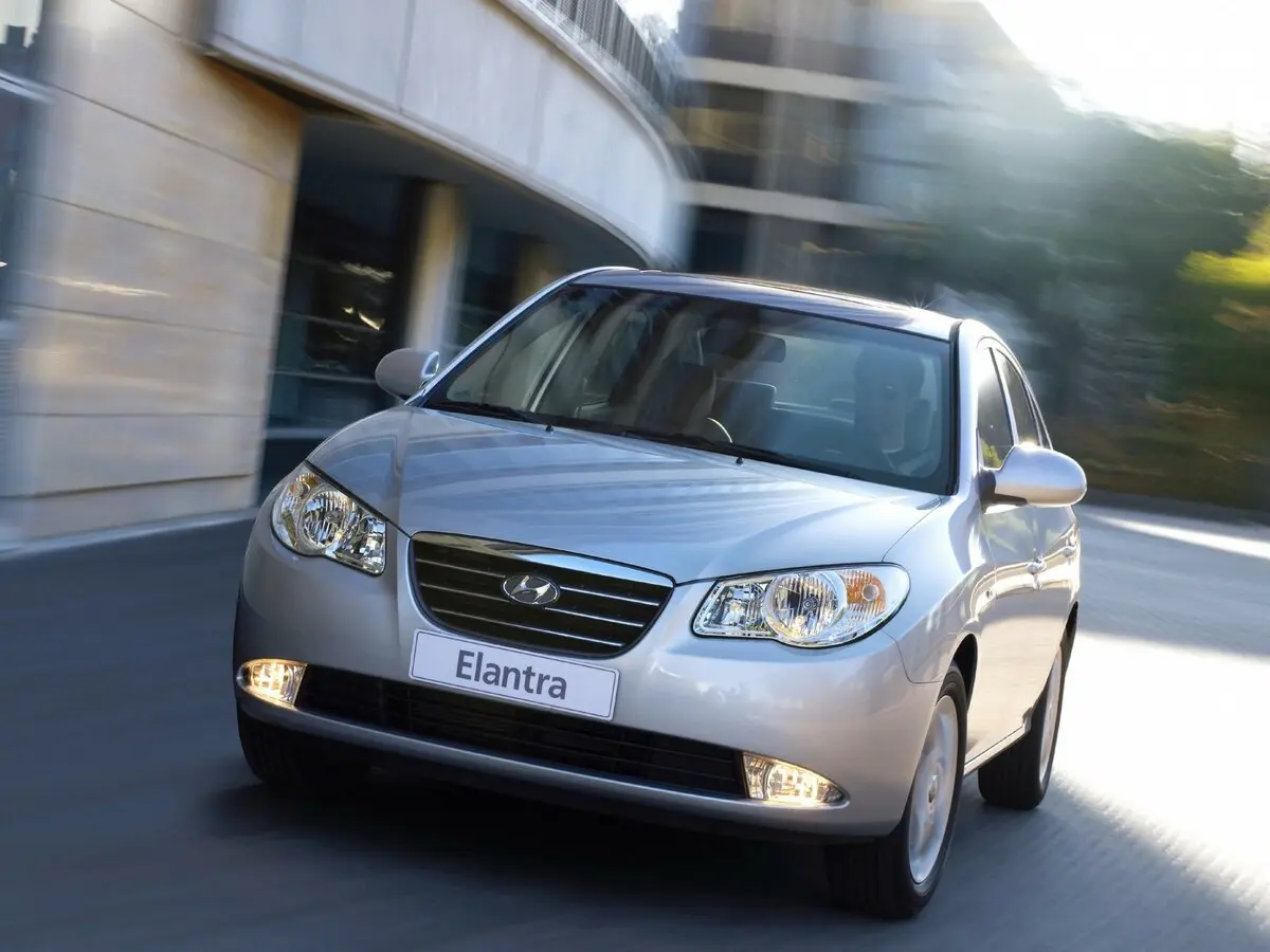 Hyundai Elantra IV (HD) Седан — сүрөт 3