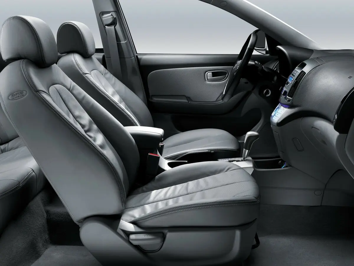 Hyundai Elantra IV (HD) Седан — сүрөт 6
