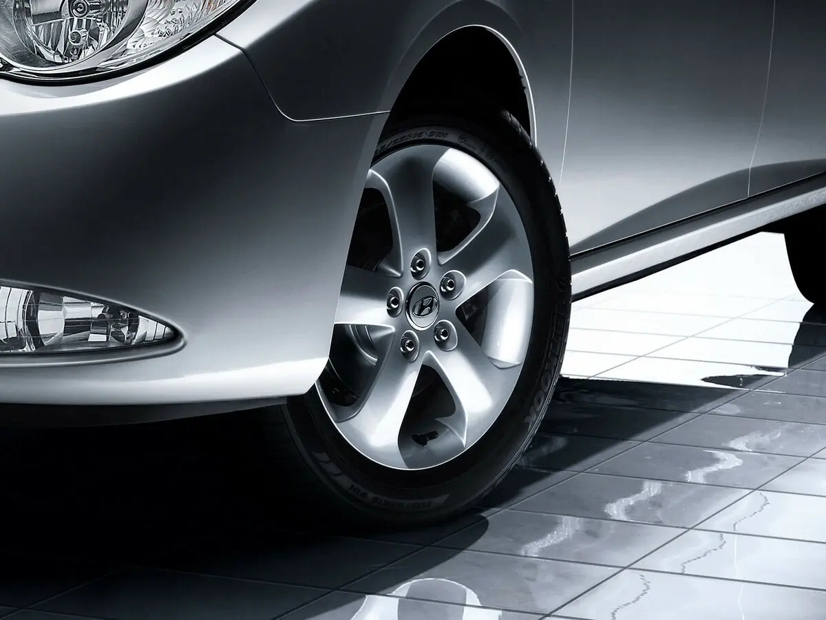Hyundai Elantra IV (HD) Седан — сүрөт 15