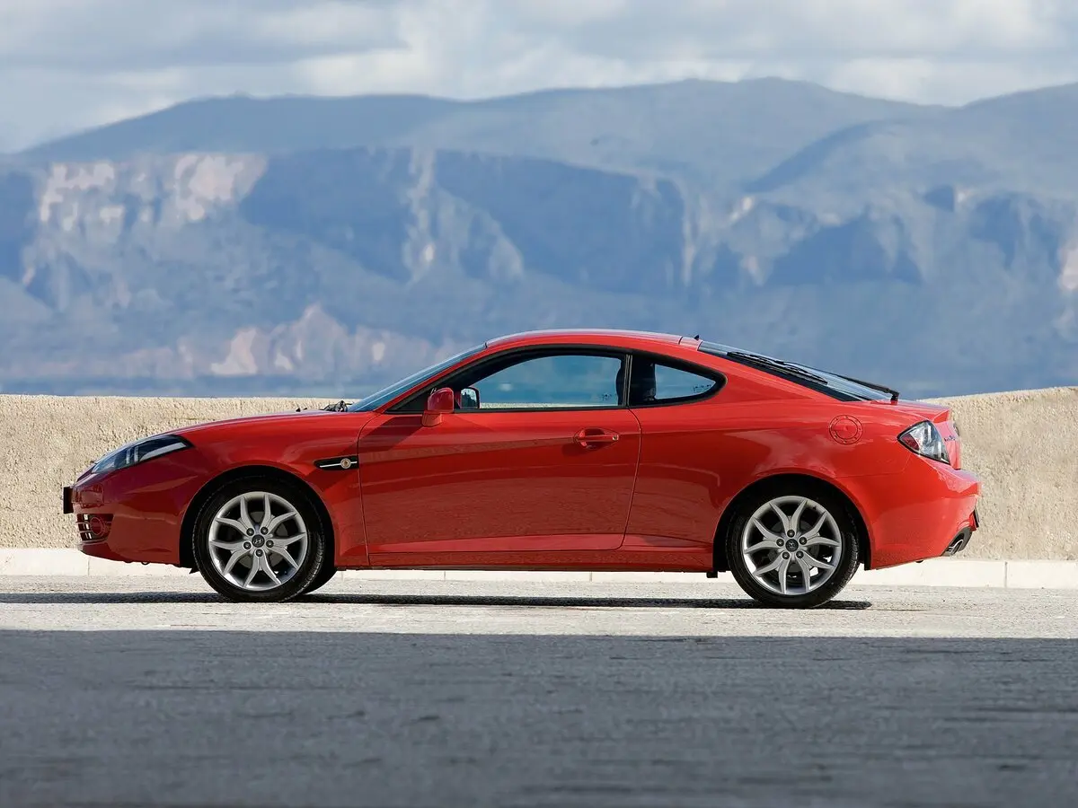 Hyundai Coupe II (GK) Рестайлинг Купе — photo 2