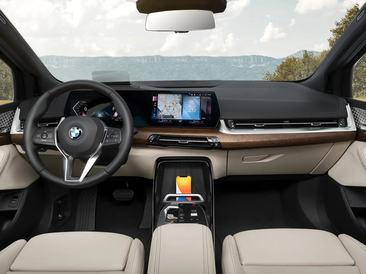 BMW 2 серии Active Tourer U06 Компактвэн — photo 6