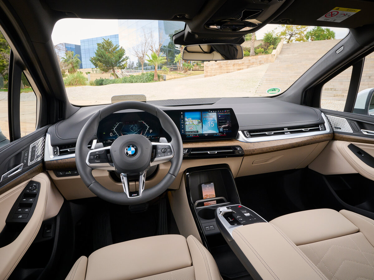 BMW 2 серии Active Tourer U06 Компактвэн — фото 8