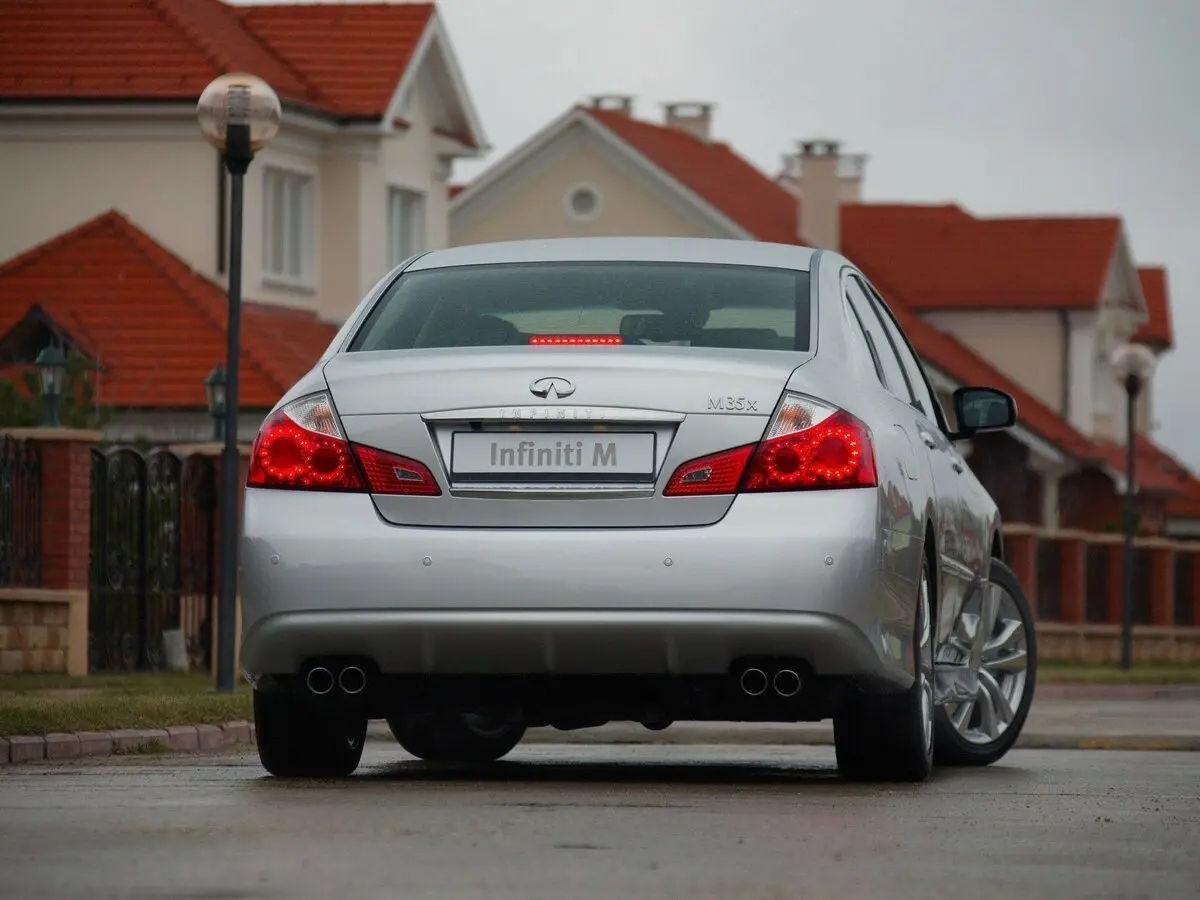 Infiniti M III Рестайлинг Седан — сүрөт 4