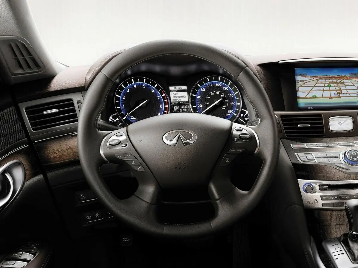Infiniti M III Рестайлинг Седан — сүрөт 10