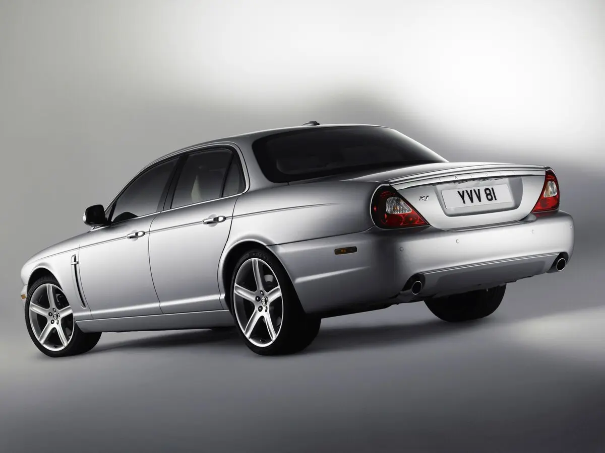 Jaguar XJ III (X350/X358) Седан — сүрөт 4