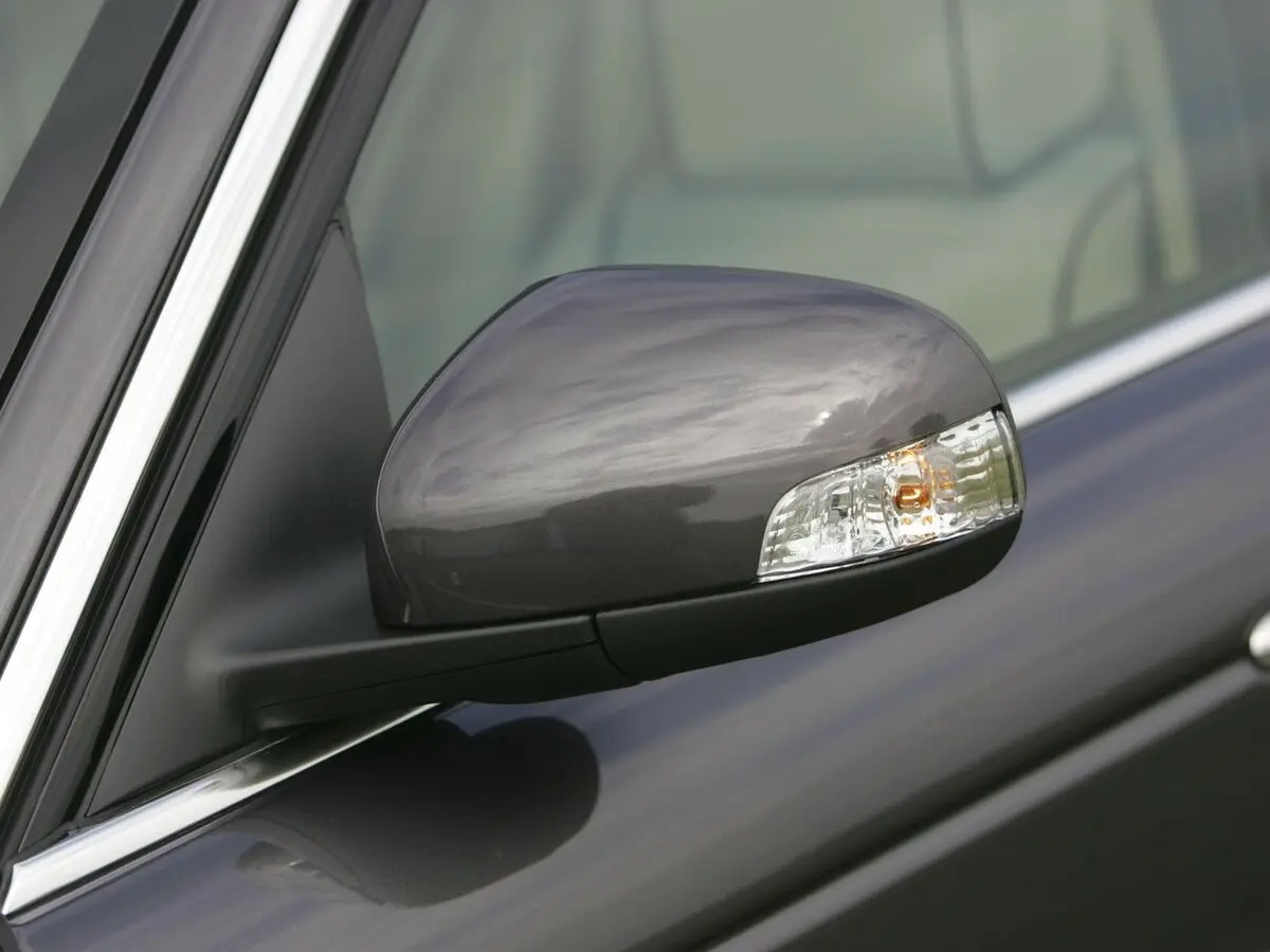 Jaguar XJ III (X350/X358) Седан — сүрөт 10