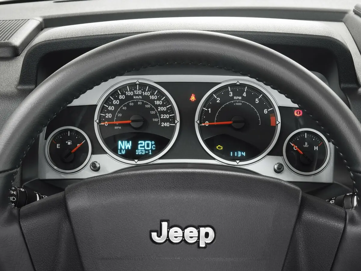 Jeep Compass I Внедорожник 5 дв. — сүрөт 9
