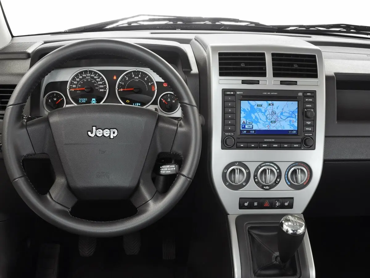 Jeep Compass I Внедорожник 5 дв. — сүрөт 10