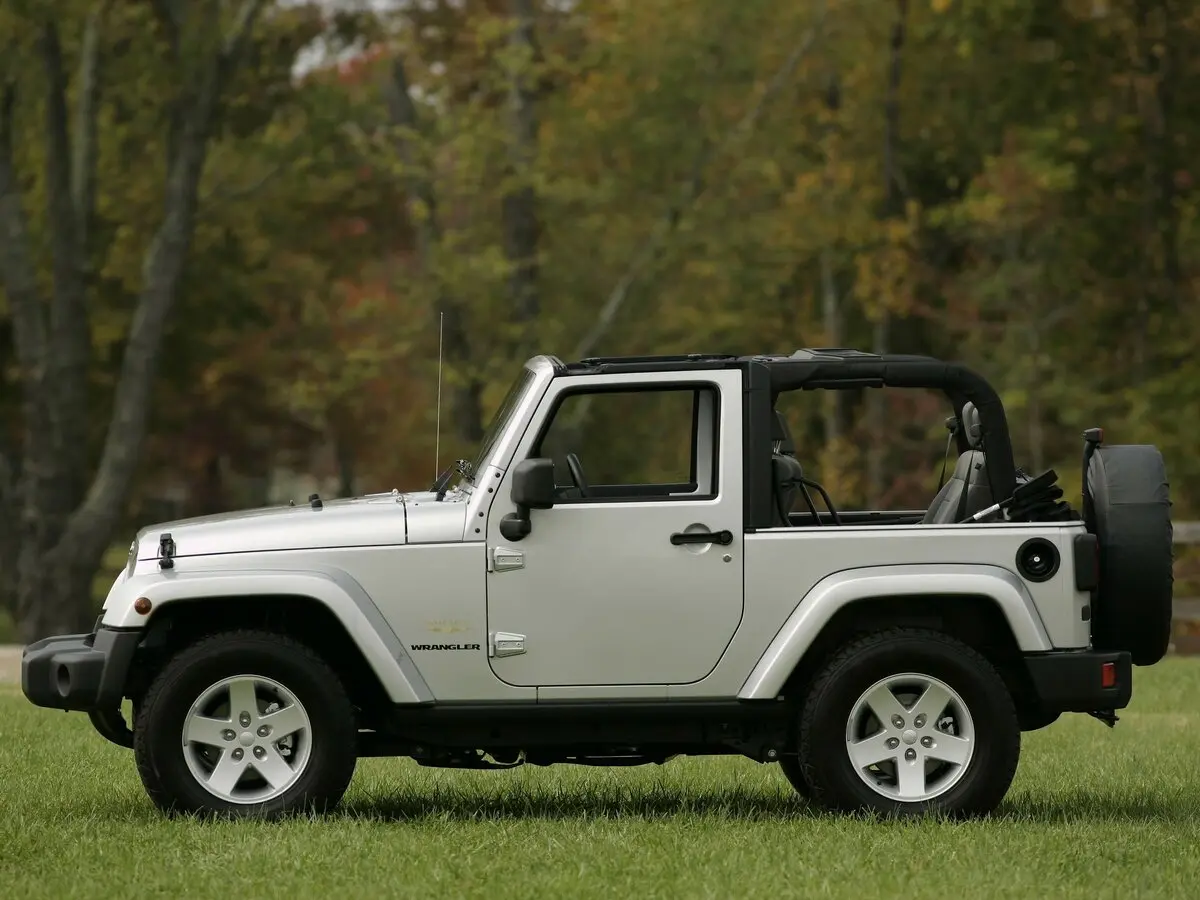 Jeep Wrangler III (JK) Внедорожник 3 дв. — фото 2