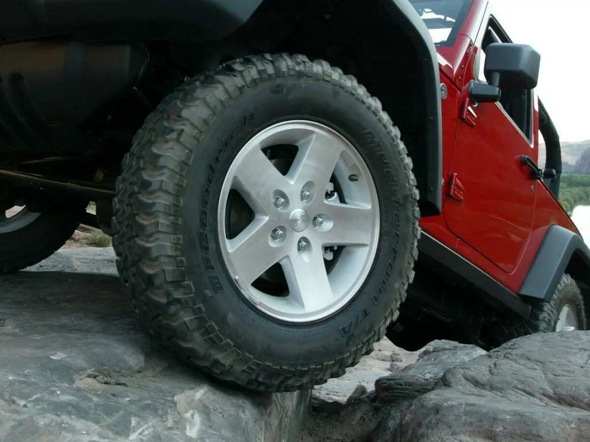 Jeep Wrangler III (JK) Внедорожник 3 дв. — фото 13
