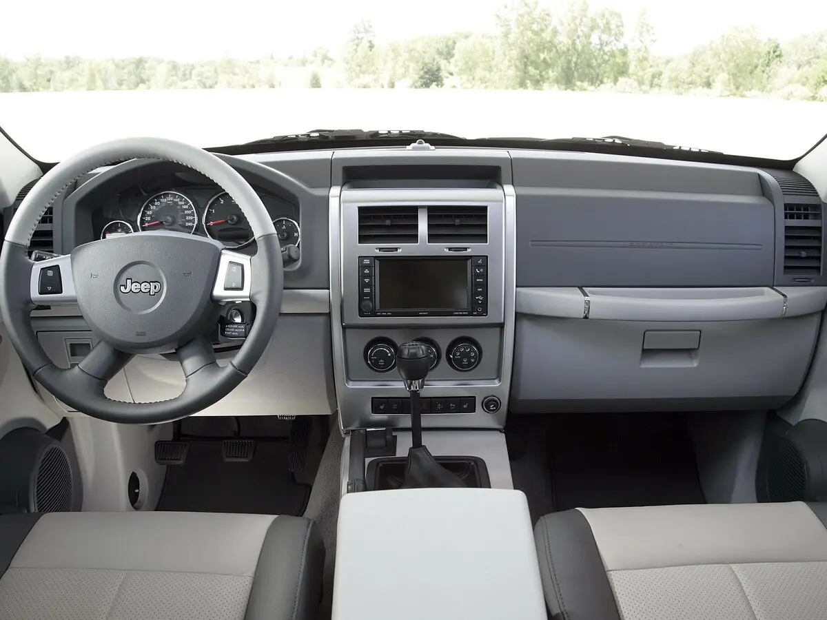 Jeep Cherokee IV (KK) Внедорожник 5 дв. — сүрөт 6