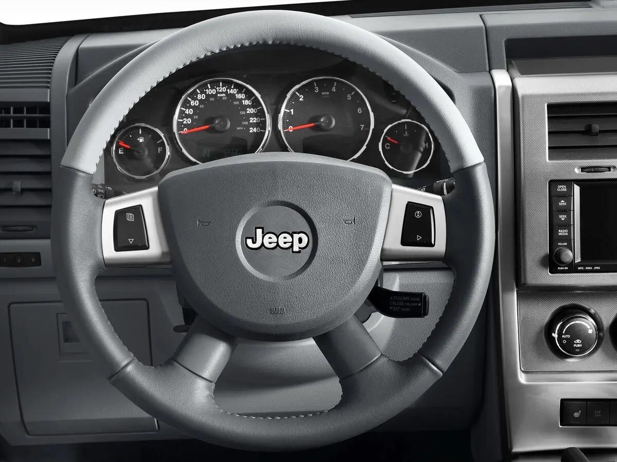 Jeep Cherokee IV (KK) Внедорожник 5 дв. — сүрөт 9