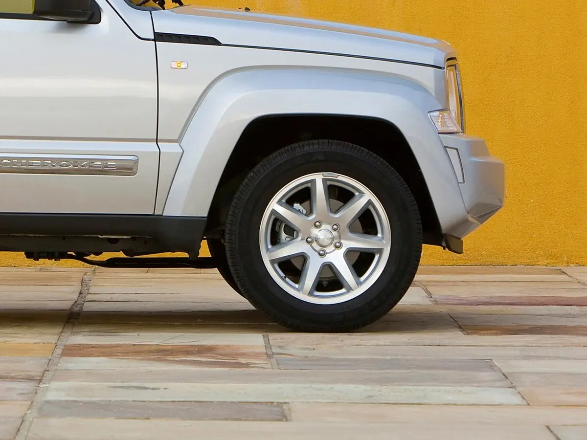 Jeep Cherokee IV (KK) Внедорожник 5 дв. — сүрөт 17