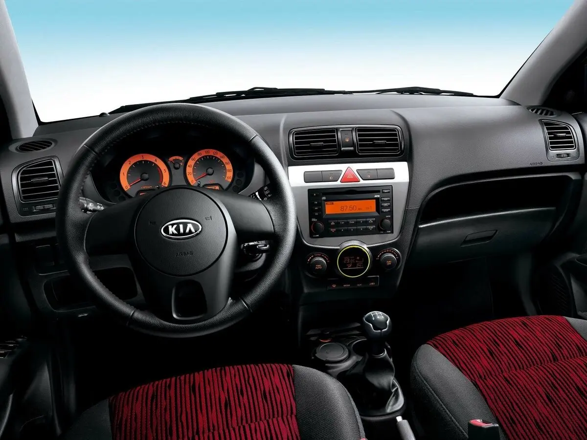Kia Picanto I Рестайлинг Хэтчбек 5 дв. — сүрөт 5