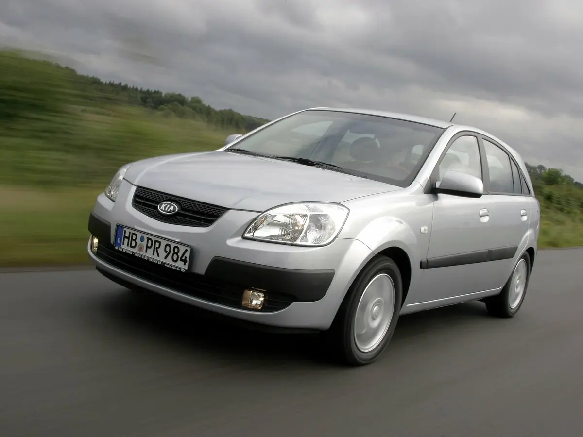 Kia Rio II Хэтчбек 5 дв.