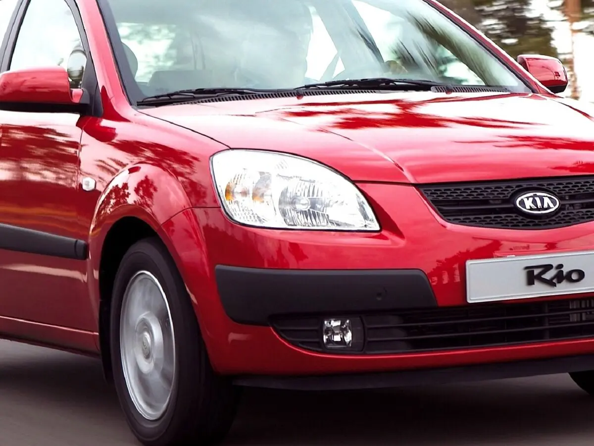 Kia Rio II Хэтчбек 5 дв. — фото 9