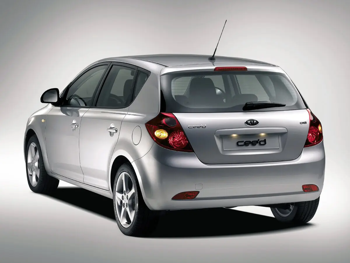 Kia Ceed I Хэтчбек 5 дв. — сүрөт 4